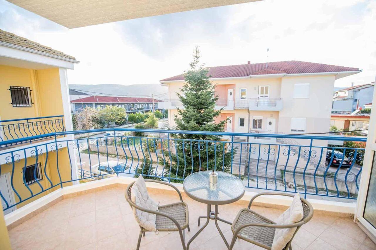 My Oneiro Apartments Ioannina Bagian luar foto