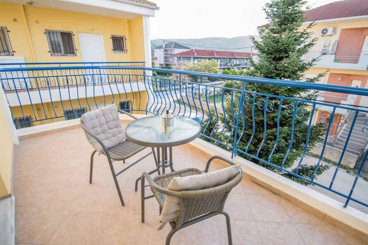 My Oneiro Apartments Ioannina Bagian luar foto
