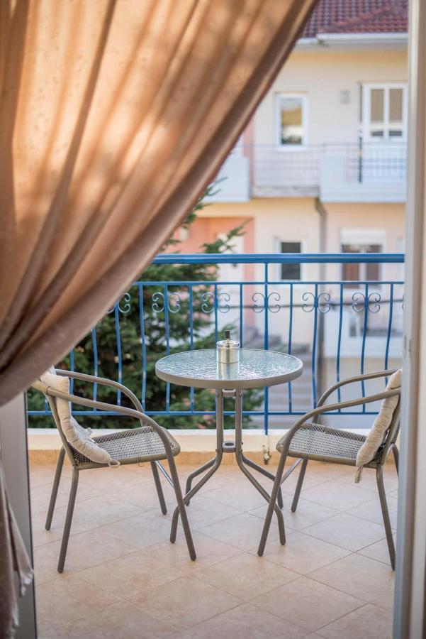 My Oneiro Apartments Ioannina Bagian luar foto
